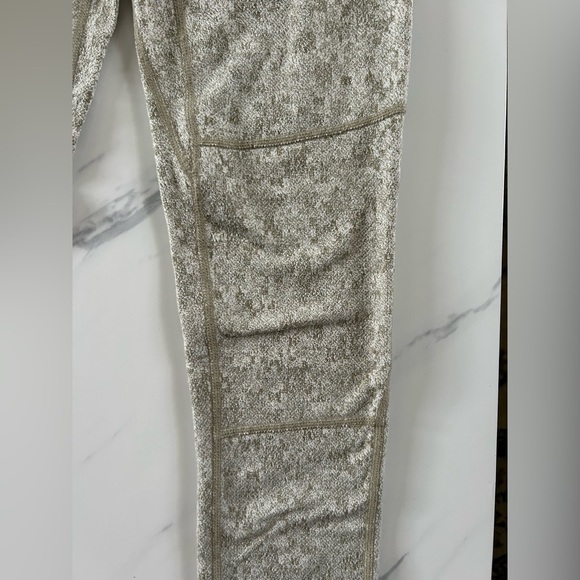 Gymshark washed khaki marl workout set NWT. Size XS Long sleeve top and leggings - Picture 7 of 10